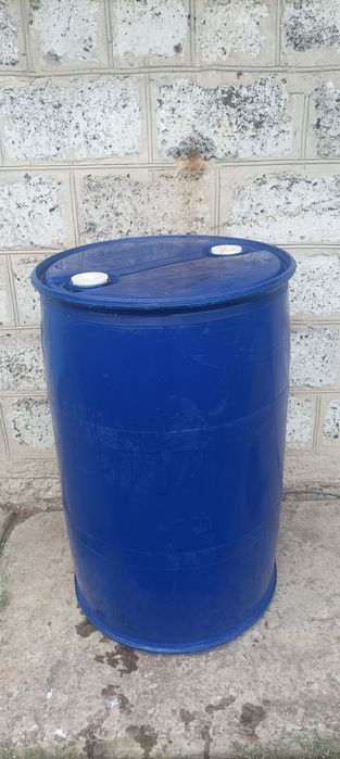 Діжка пластикова 200л