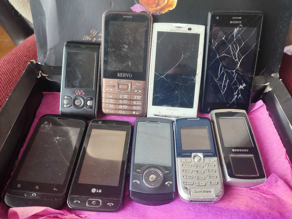 Телефон смартфон бабушкофон