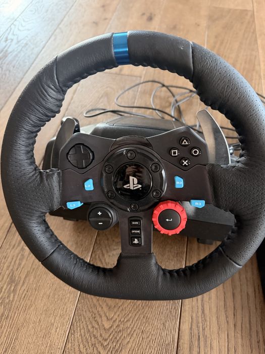 Logitech G29 Driving Force – Kierownica + Pedale – Realizm i Precyzja!