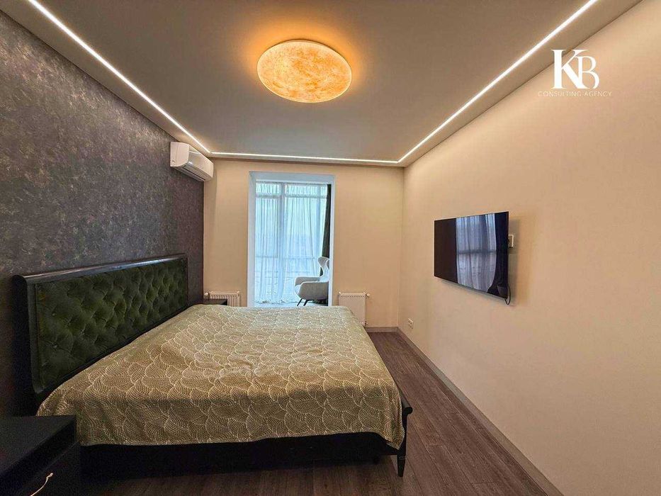 Продам 4 х кімнатну квартиру 3 окремі спальні River Park Видова 87 м2