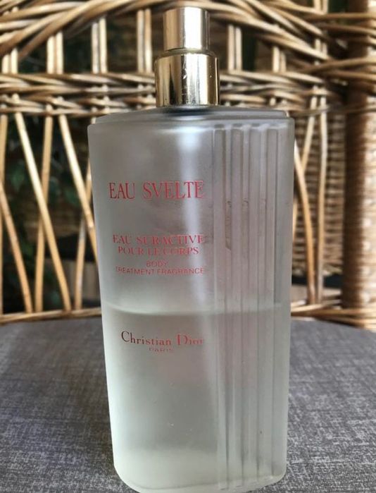 Парфумований спрей Dior Eau Svelte