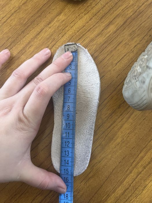 Зимові черевики сірі