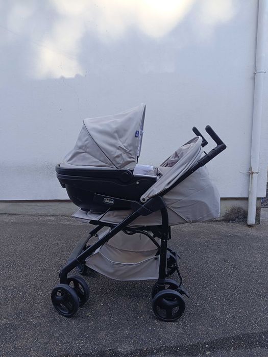 Carrinho de bébé quase novo