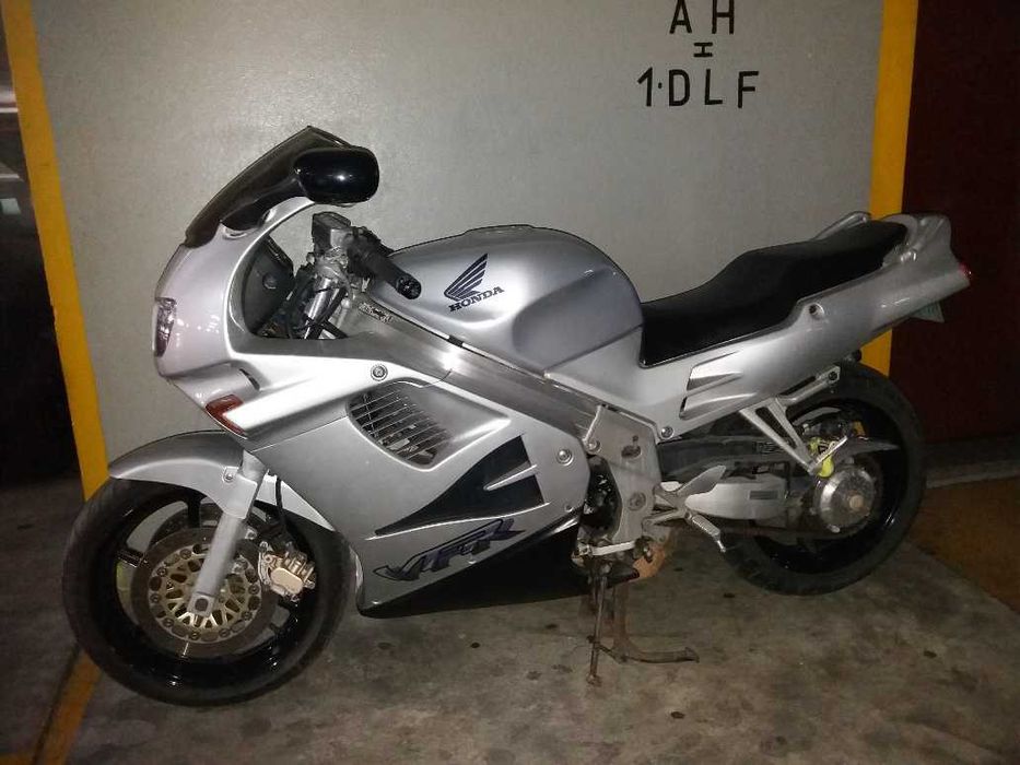 Peças Honda VFR750
