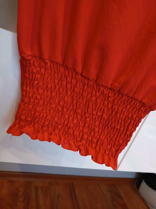 Czerwona bluzka top kopertowy dekolt marszczony stan z guzikami