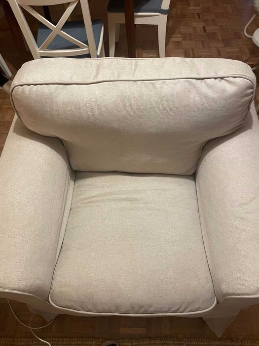 Poltrona Ektorp como nova
