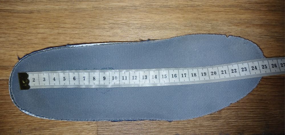 Трекингові черевики Lowa