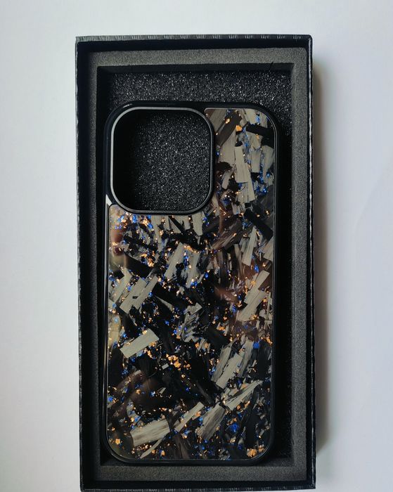 Etui Forged Carbon MagSafe – iPhone 16 Pro
