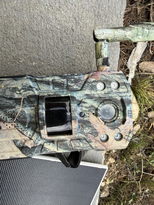 Camara caça 4G com painel solar