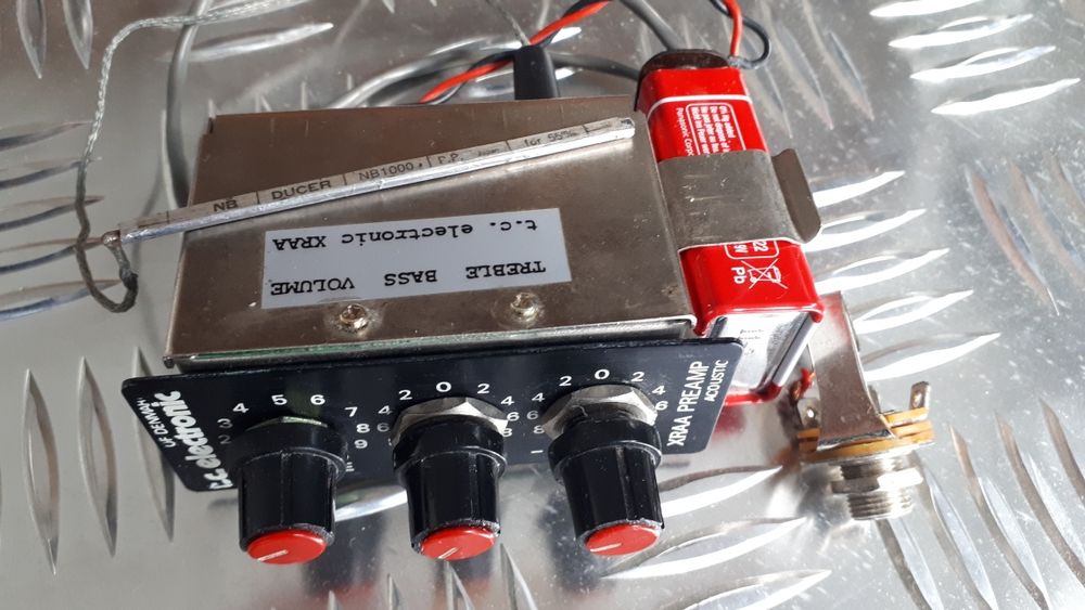 T.c.electronic.preamp.+piezo.Japan z gitary kramer U.S.A 1983-86r