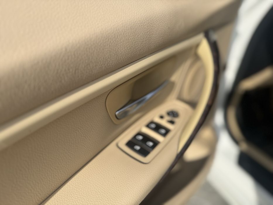 BMW 328i , 2014 рік