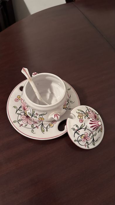 Açucareiro e cinzeiro orientais