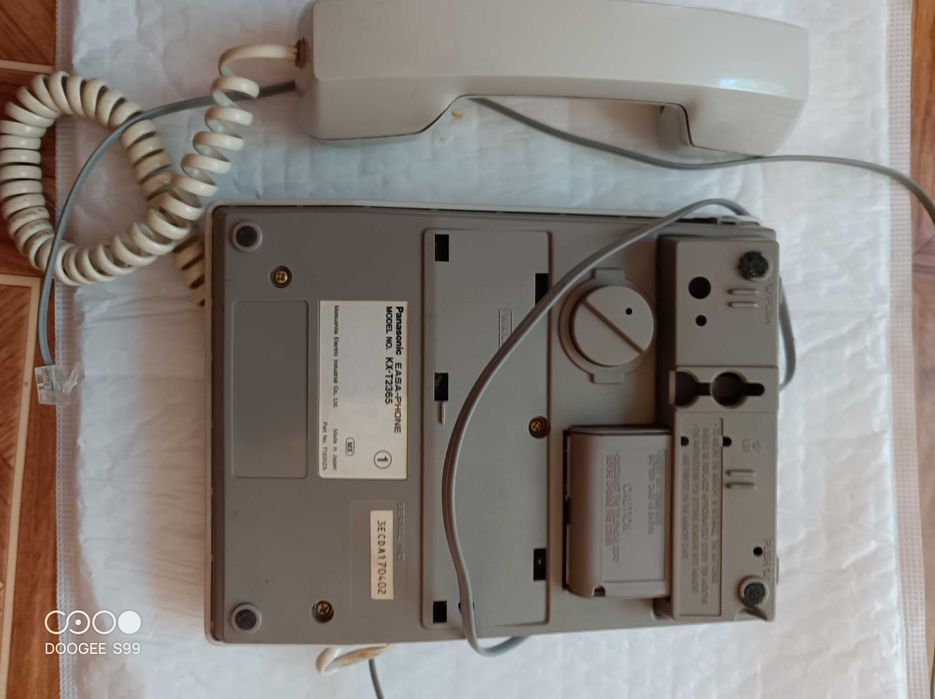 Продам телефон стационарный Panasonic KX-T2365