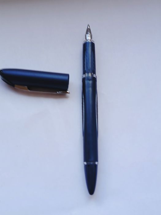 Pióro kulkowe JETSTREAM, uni 0,7, japońskie