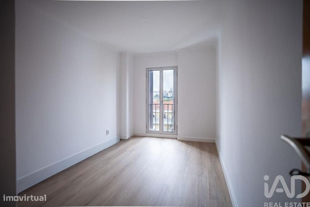 Apartamento T2 em Marvila de 84 m2
