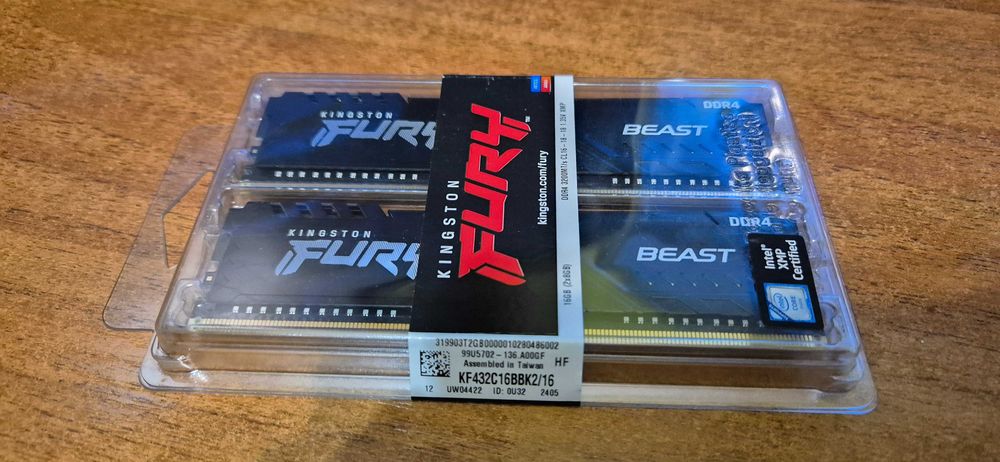 Kingston FURY 16GB (2x8)