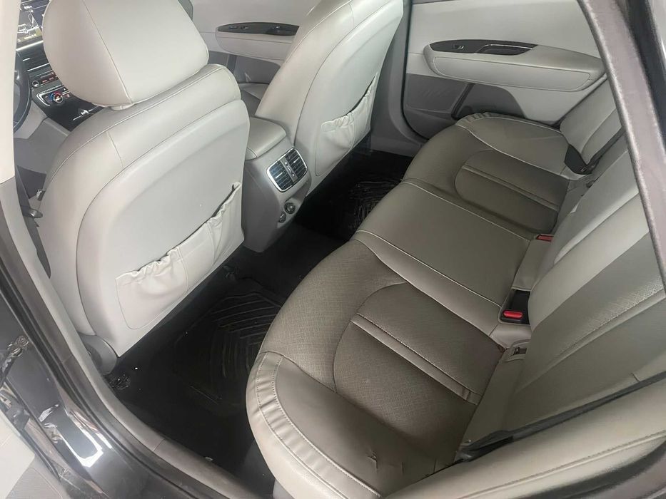 Kia Optima      2016