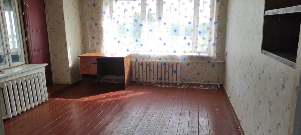 Продам или обменяю 2-эт.дом в с. Гориславцах.