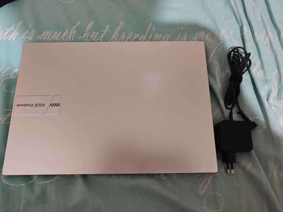 ASUS Vivobook 16 (2024) + СУМКА| Core i3-1215U | 12GB RAM | SSD| WUXGA