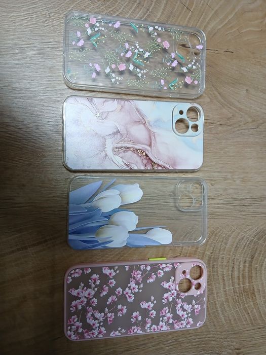 Чохол на iPhone 14