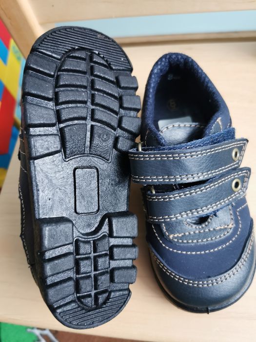 Półbuty na rzep 25 Nowe