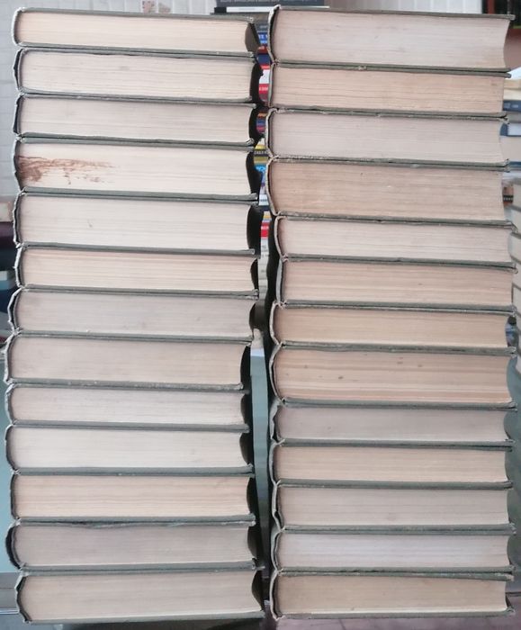 Історія міст і сіл Урср комплект 26 томів і окремі томи Луганська Крим