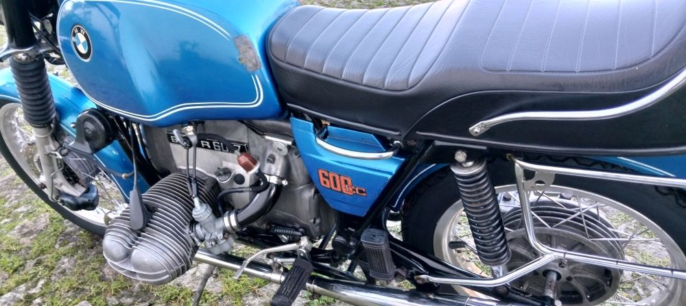 BMW R60/7 de 1977 c/ malas originais