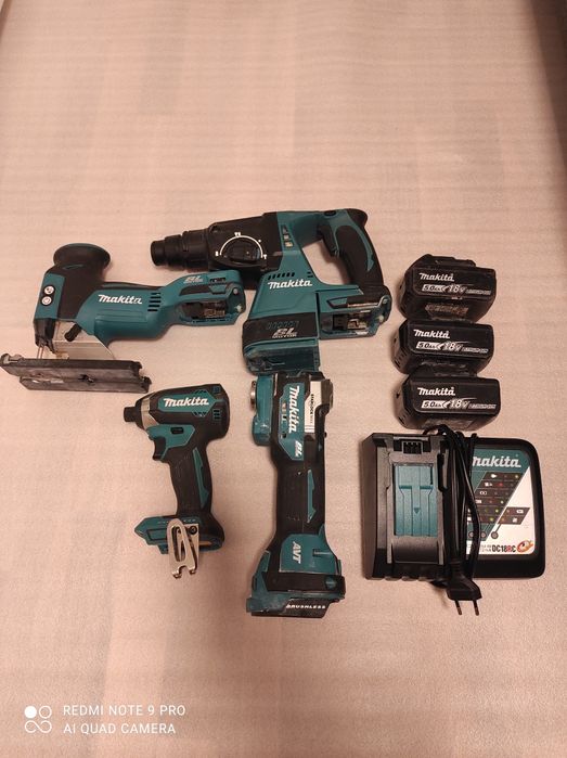 Zestaw Makita- wiertarka, wyrzynarka, zakretarka, multitool
