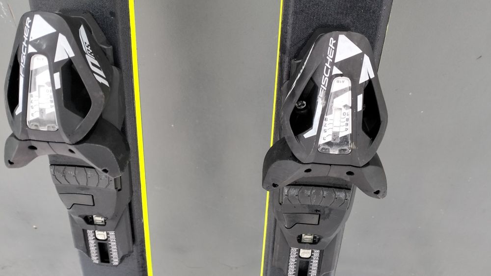 Narty Fischer Progressor F17+ Rs10 PR 17/18