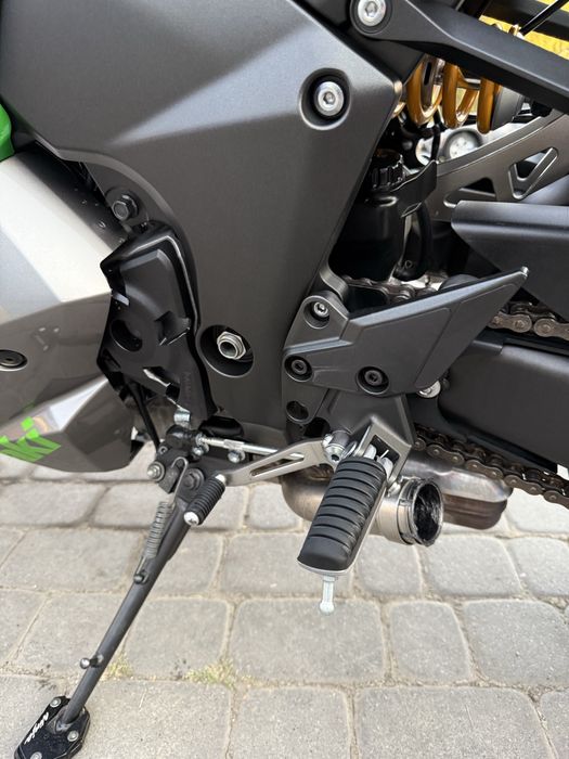 Kawasaki Ninja Z1000SX