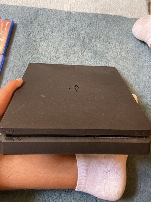 Play station 4+ volante e pedais + 9 jogos