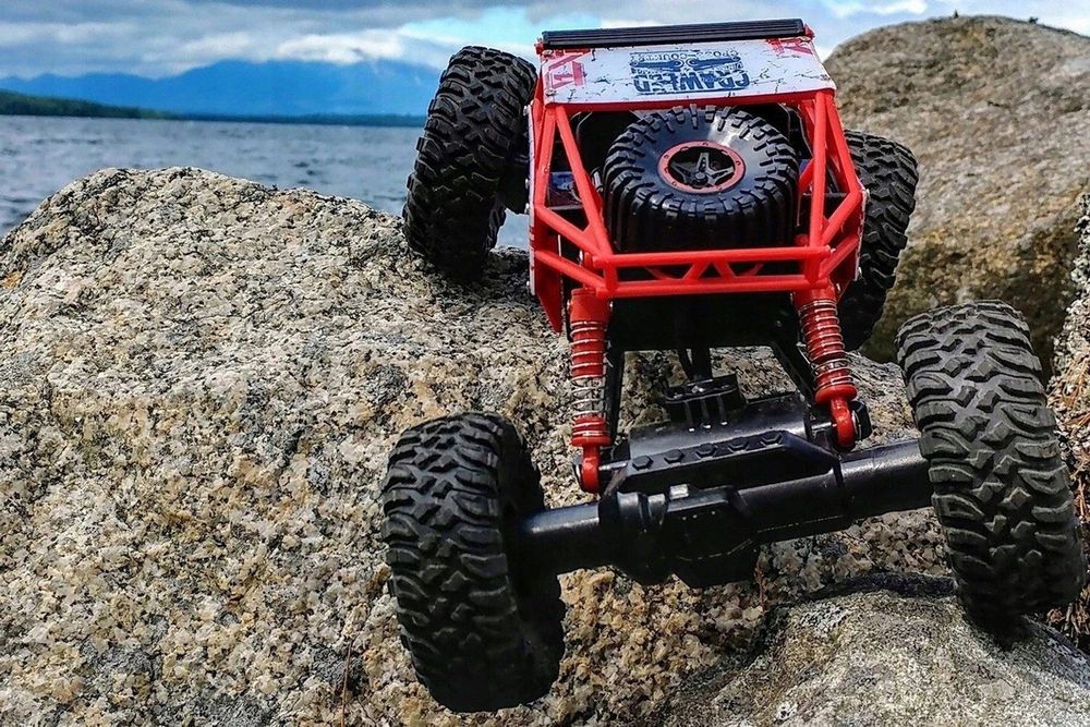 SAMOCHÓD RC terenowy 4x4 pilot 2,4GHz wodoodporny