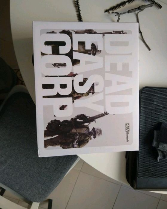 Ashley Wood 3A Dead Easy Corps 8 inch (ThreeA)