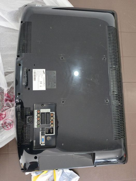 TV Samsung 32Pol. Para peças.