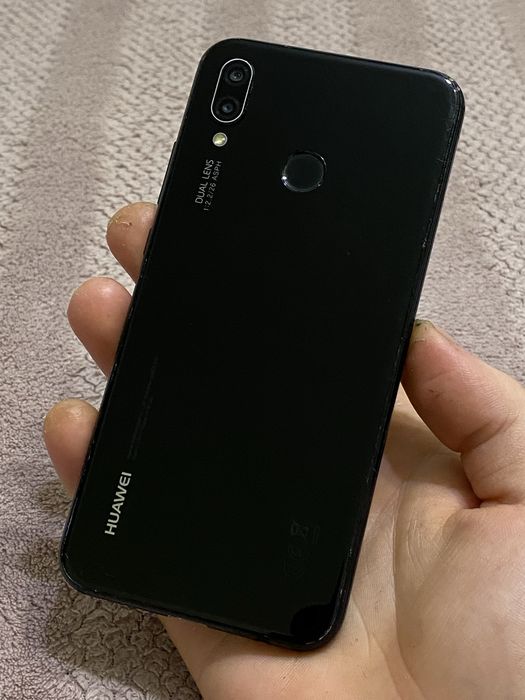Телефон Huawei P20 lite 4/64gb NFC