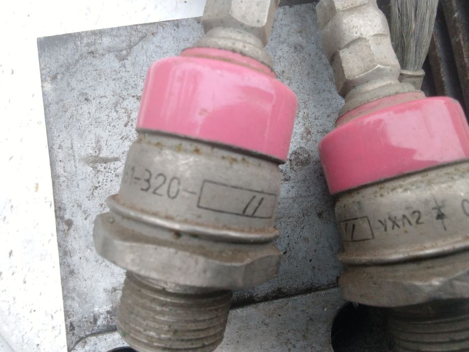 Диод силовой с радиатором Д161-320 ампер