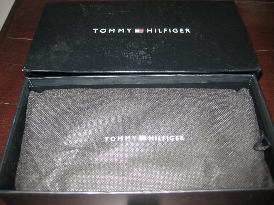 Porta moedas Tommy Hilfiger - Novo!