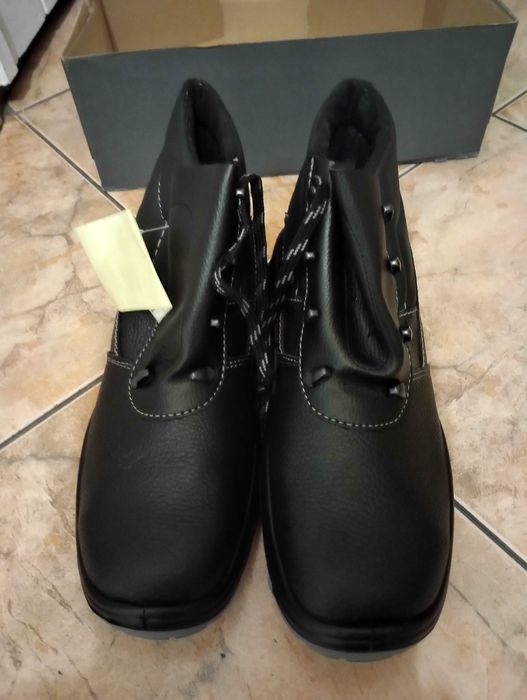 Buty robocze - NOWE 30 pln - roz. 44