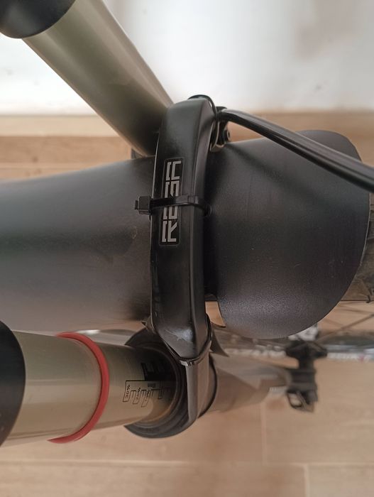 Bicicleta btt carbono 12x1 velocidade  aceito trocas