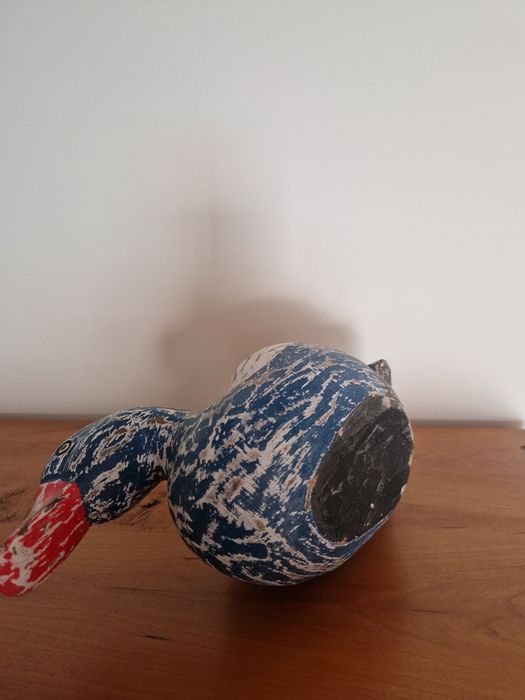 Chamariz de aves aquáticas ou objeto decorativo.