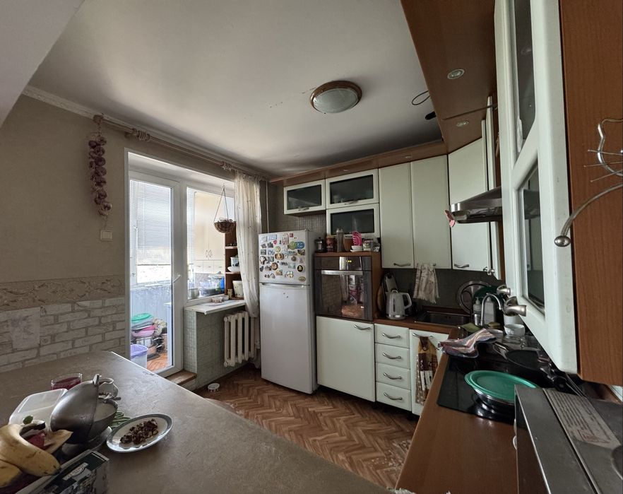 Продаж унікальної дворівневої 5-ти кімнатної квартири р-н Митниця