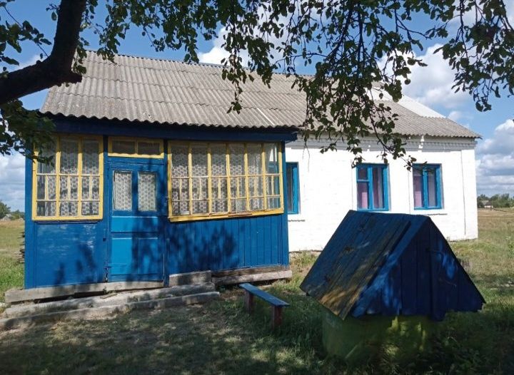 Будинок село Кишин