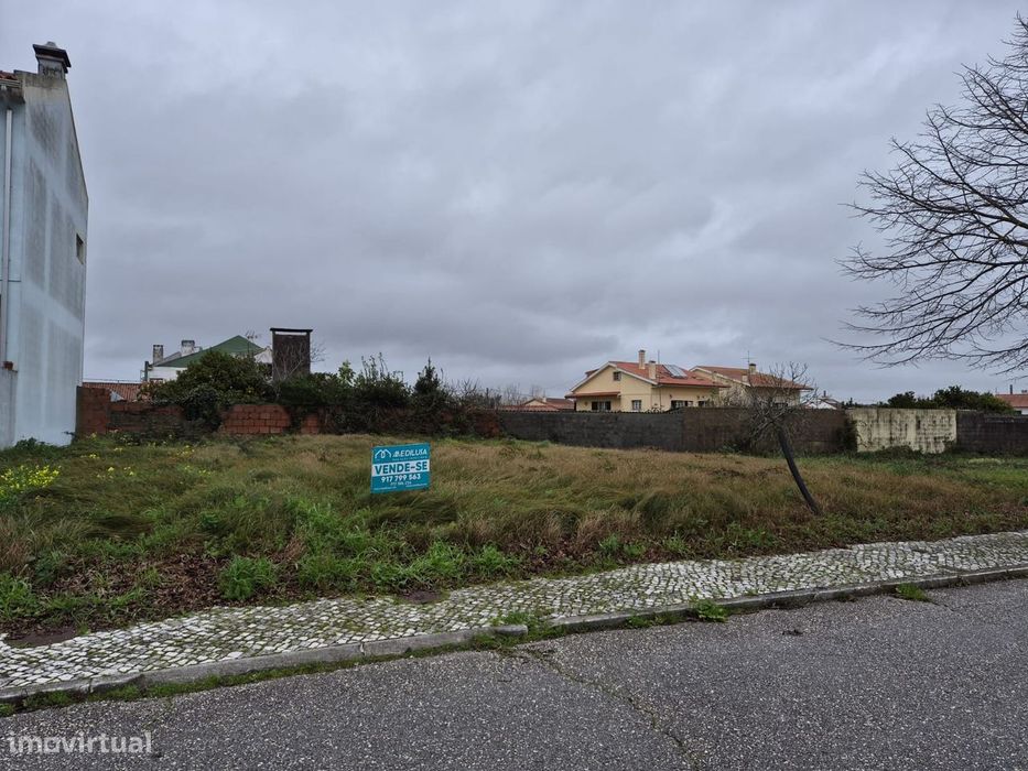 Lote terreno Urbano, Portela, M. Grande, a 2 minutos do centro cidade. — Marinha Grande, Leiria