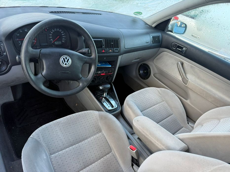 Фольцваген Гольф 4-Автомат