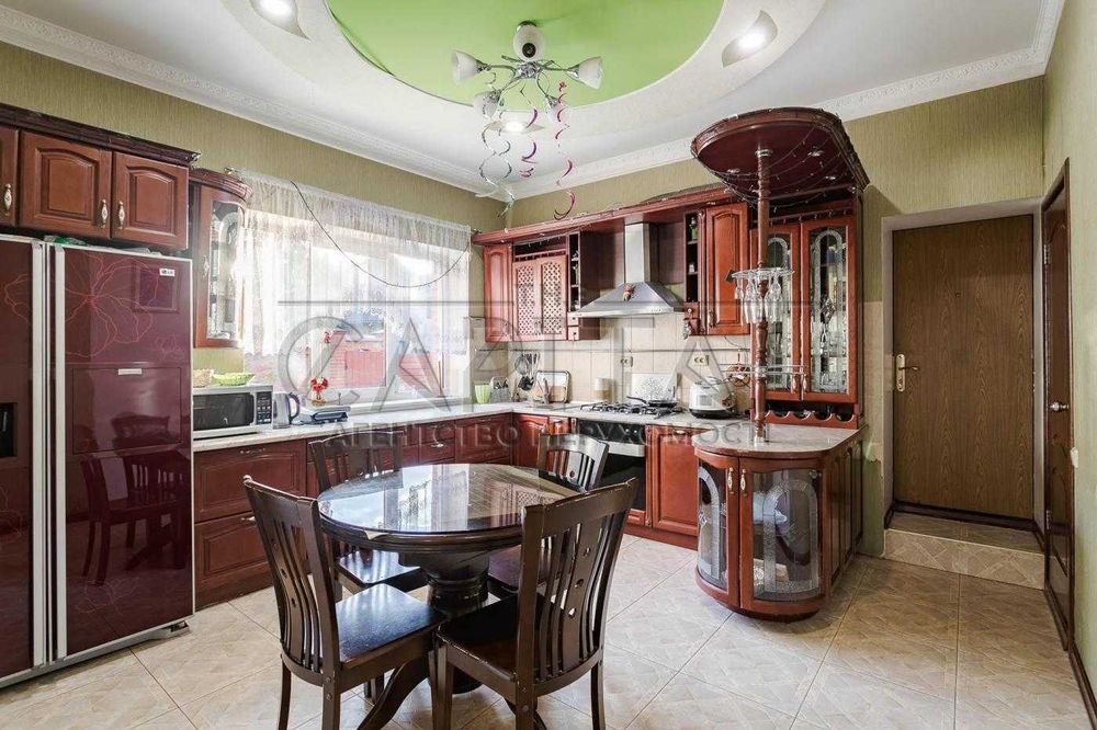 Продажа дома с бассейном, Голосеевский р-н