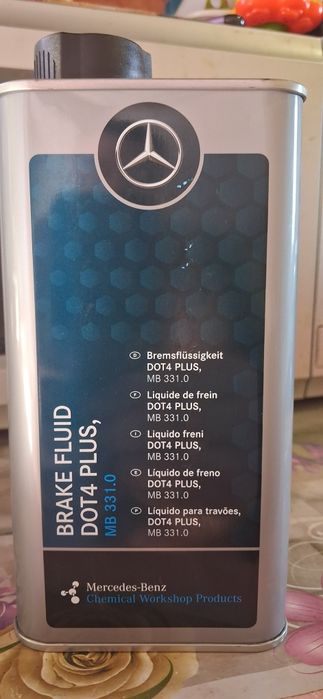Оригінальна гальмівна рідина Mercedes DOT4 Plus MB331.0