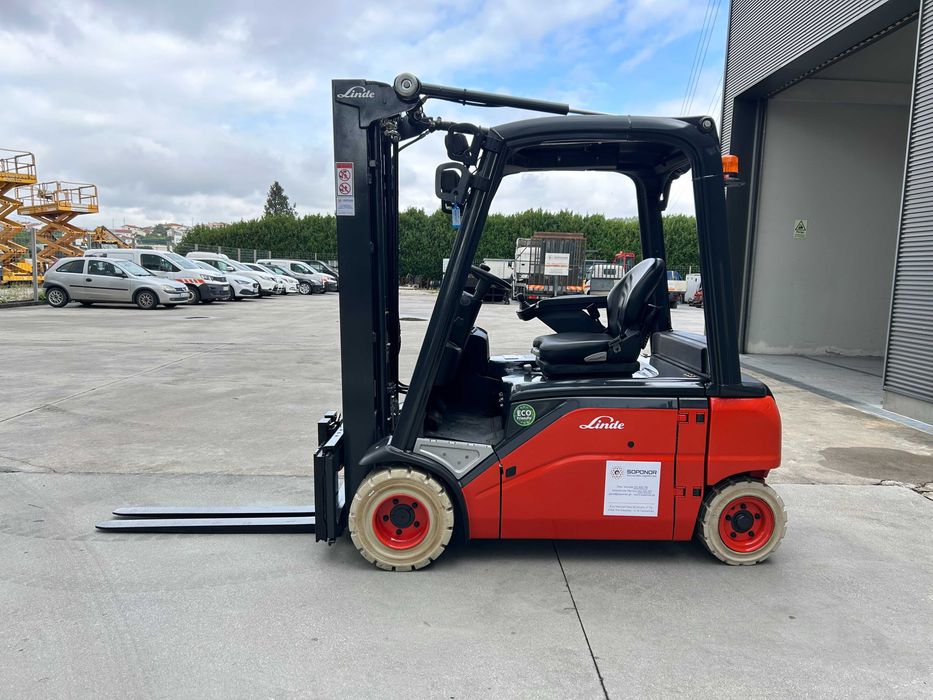 Empilhador Elétrico Linde E20PL-01 2000 Kgs