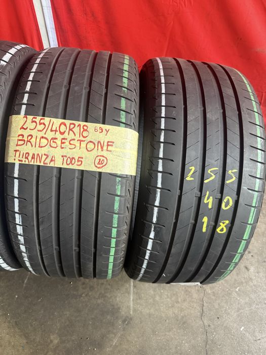 Pneus 225/40/18 + 255/40/18 Bridgestone Todos Iguais Impecaveis
