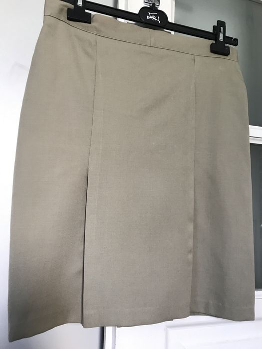 Nowa spódniczka beżowa 38-40