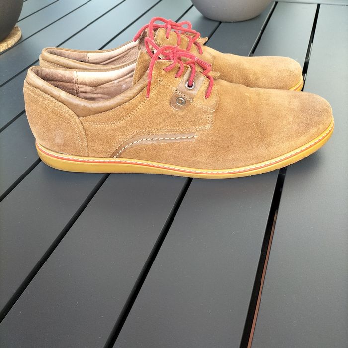 Sapatos em muito bom estado